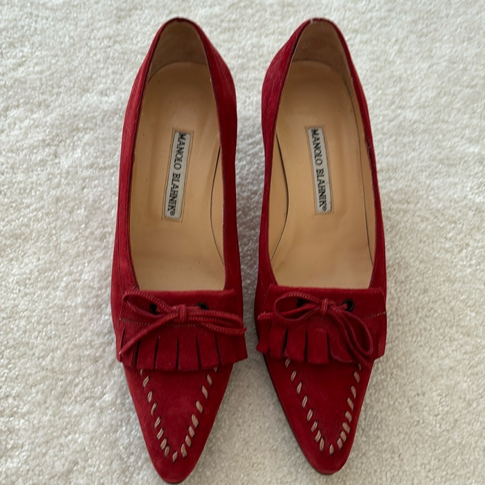 Manolo Blahnik pumps